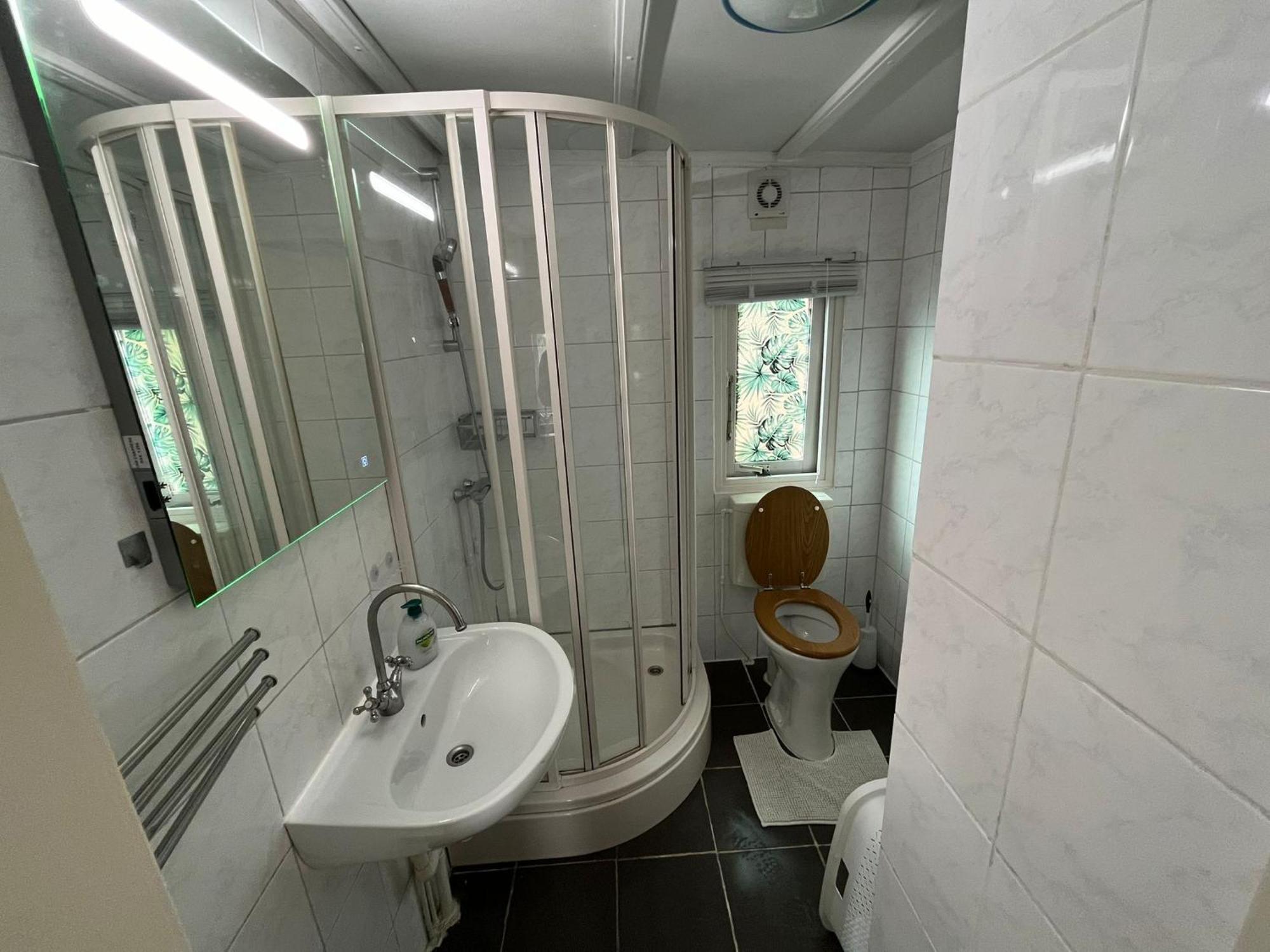 Leuk Chalet Te Huur In Putten, Honden Van Harte Welkom, Alleen Voor Recreatie Vila Exterior foto