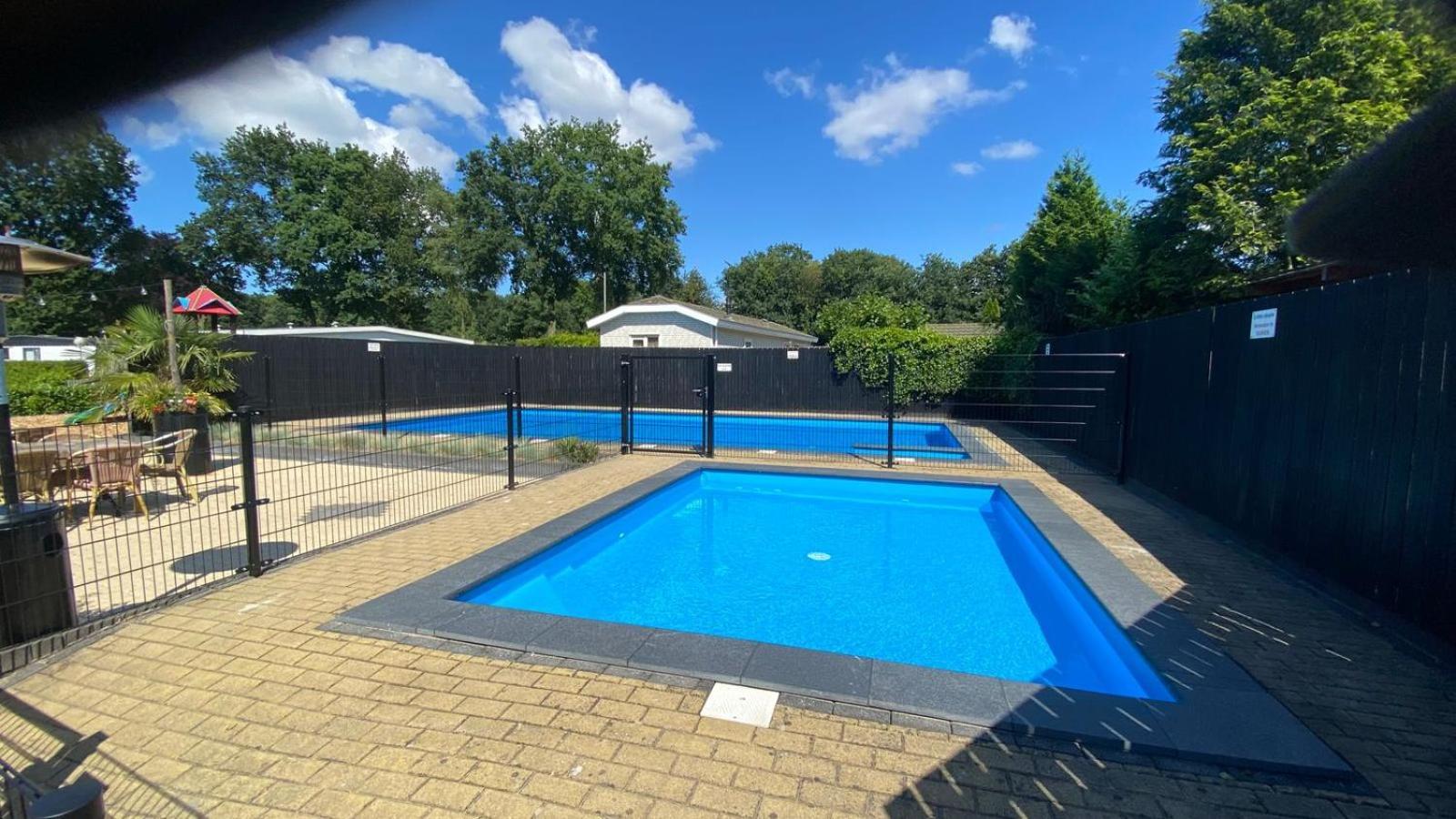 Leuk Chalet Te Huur In Putten, Honden Van Harte Welkom, Alleen Voor Recreatie Vila Exterior foto