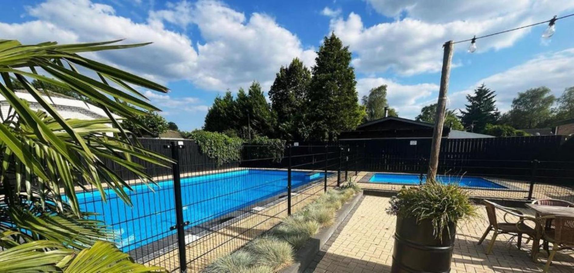 Leuk Chalet Te Huur In Putten, Honden Van Harte Welkom, Alleen Voor Recreatie Vila Exterior foto